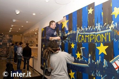 SUPERFOTO / Ce mesaj i-au transmis fanii lui Chivu!_3