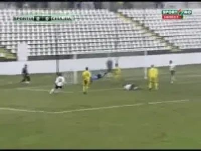 VIDEO / Varga si Balan in tribune la Sportul! Vezi FOARFECA de senzatie a lui Curelea: