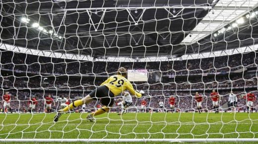 Rooney, noul Balon de Aur? Vezi golul de manual care duce Cupa Ligii la Manchester!  _17