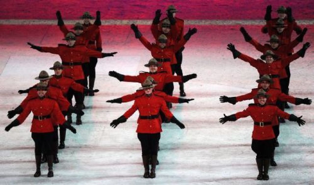 FOTO Adio Canada! Vancouver 2010 s-a incheiat! Urmeaza Soci 2014!_3