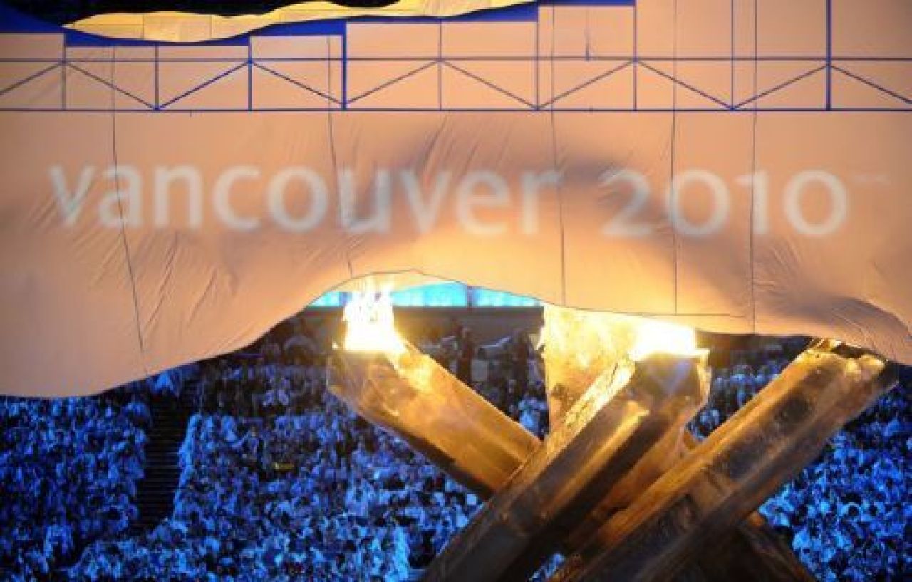 FOTO Adio Canada! Vancouver 2010 s-a incheiat! Urmeaza Soci 2014!_15