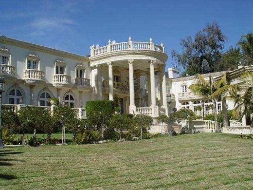 SUPER FOTO: Povestea FABULOASA a palatului de 7 milioane de euro al lui Gigi Becali!_8