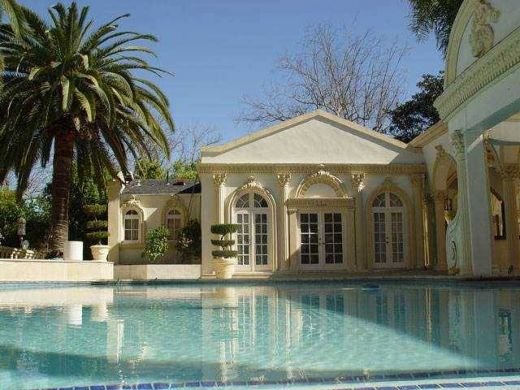 SUPER FOTO: Povestea FABULOASA a palatului de 7 milioane de euro al lui Gigi Becali!_11