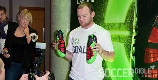 Radoi, M.Niculae si P.Marin, primii fotbalisti din Romania care vor juca cu ghete ca ale lui Rooney si Torres!_5