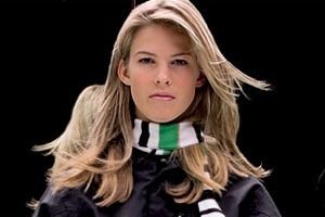 EA este cea mai frumoasa sportiva virgina: Torah Bright: 