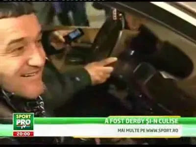 VIDEO: Gigi Becali, injurat si ironizat la Cluj! Cum au fost primiti stelistii in Gruia