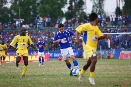 A centrat in Indonezia si a dat gol in Malta! El este cel mai plimbat jucator roman: vezi povestea Soimului Maltez!_16