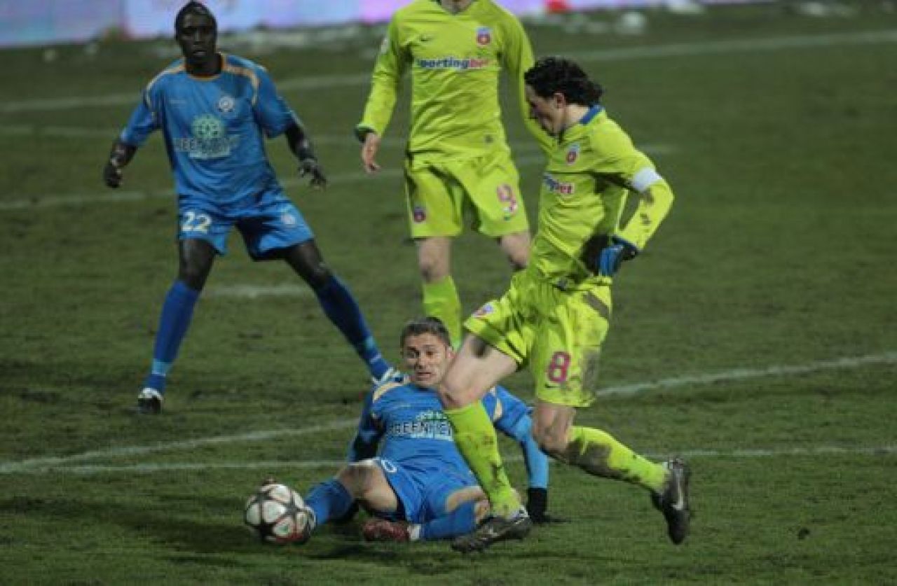 Vezi imagini! Pepe Moreno si Kapetanos salveaza miraculos Steaua! Unirea 2-2 Steaua!_6