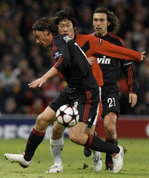 Lectie de fotbal: Manchester 4-0 Milan! VEZI golurile in 3D!_12