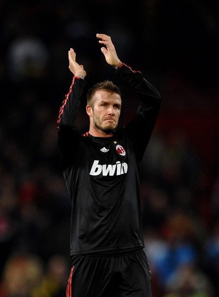 EMOTIONANT: Becks, in lacrimi aplaudat de 75.000 de fani pe Old Trafford!_6