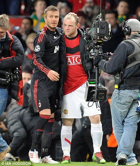 EMOTIONANT: Becks, in lacrimi aplaudat de 75.000 de fani pe Old Trafford!_19