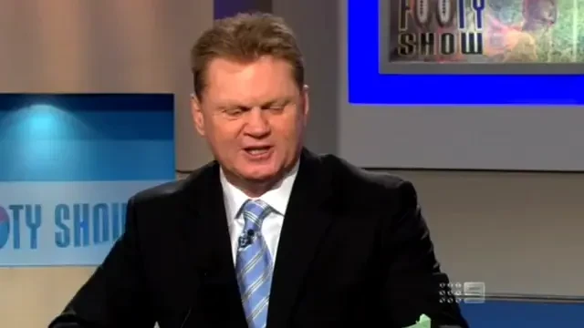 VIDEO / Faza clasica: S-a SCOBIT in nas si si-a mancat mucii!