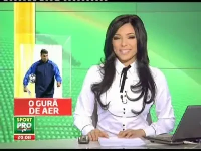 VIDEO / Cea mai TARE inventie din fotbal! Arabii si-au pus aer conditionat pe gazon