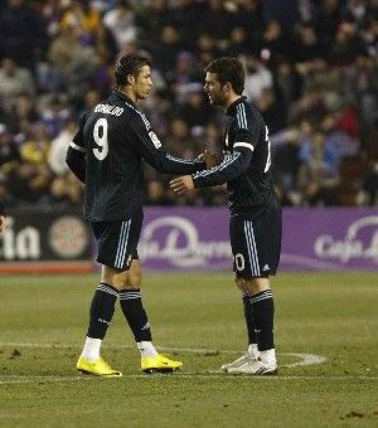 VIDEO / Valladolid 1-4 Real Madrid! Higuain reuseste un hat-trick de senzatie_2