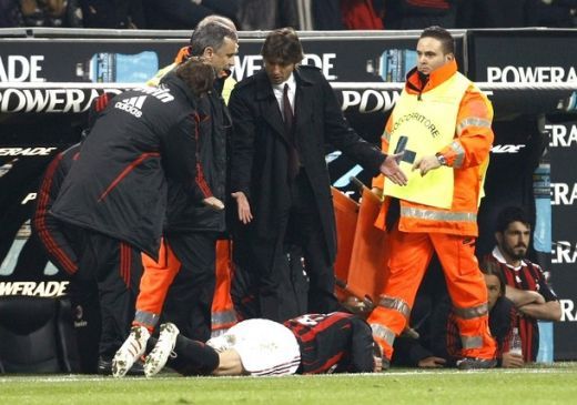 VIDEO Beckham, operat de urgenta in Finlanda! Poate rata Cupa Mondiala!_20