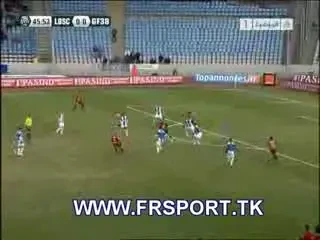 Asta este AUTOGOLUL&nbsp;zilei:&nbsp;Lille 1-0 Grenoble!&nbsp;Vezi ce super gol a luat Marseille!&nbsp;VIDEO: