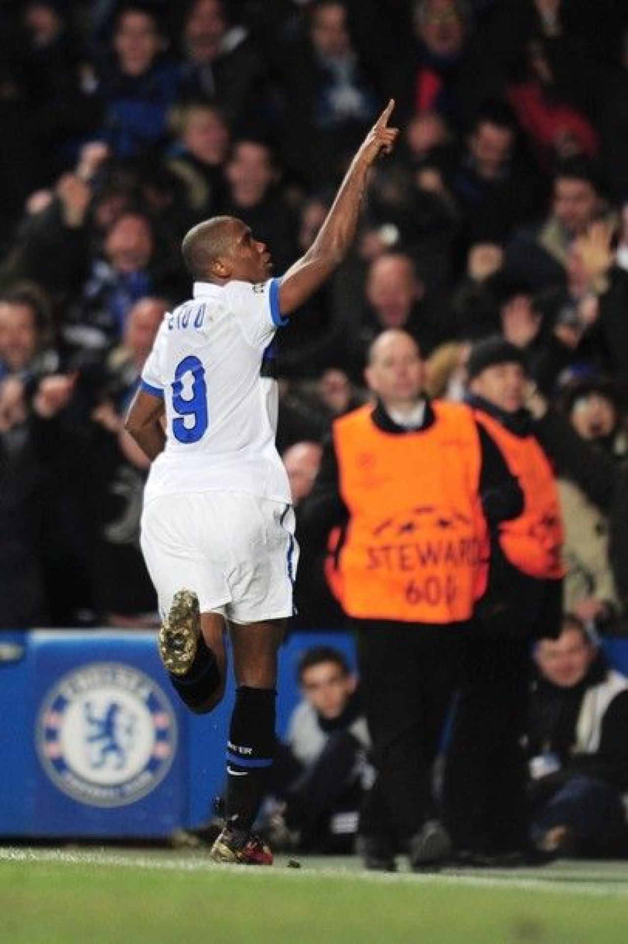 THE SPECIAL ONE! Chelsea 0-1 Inter! Chelsea, ELIMINATA din Liga! Vezi 3D golul lui Eto'o_27