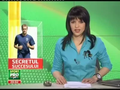 SUPER VIDEO: Baiatul lui Grzelak canta imnul Stelei! Vezi cum i-au asaltat pustii pe stelisti!