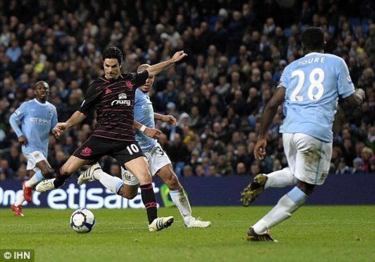 Mancini a sarit la bataie! VEZI DE CE: Vezi cum s-a bucurat Cahill la gol!_6