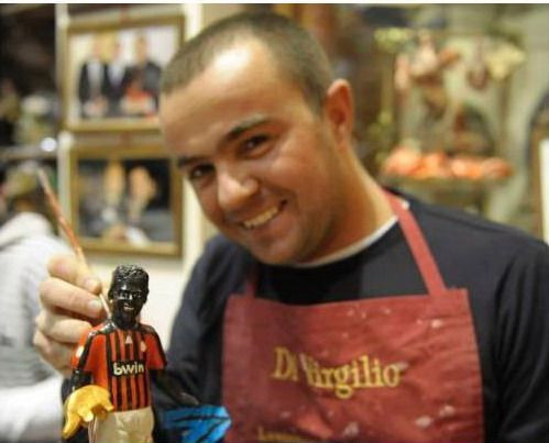 Fanii lui Inter il provoaca pe Balotelli: 