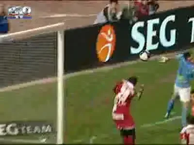 Clanul lui N'Doye: Nu bem, nu fumam, spargem cluburile!
