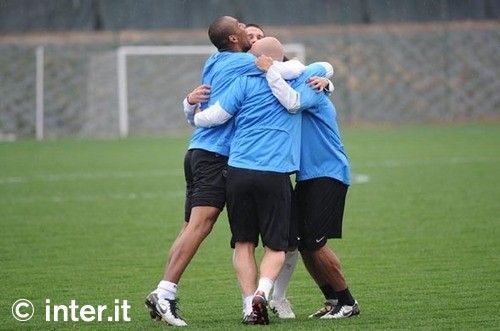 SUPER FOTO: Chivu a readus fericirea la Inter!_2