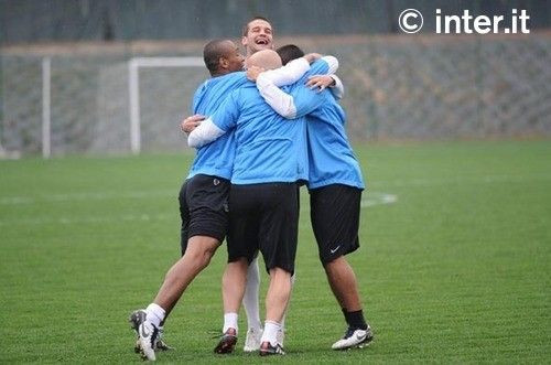 SUPER FOTO: Chivu a readus fericirea la Inter!_3