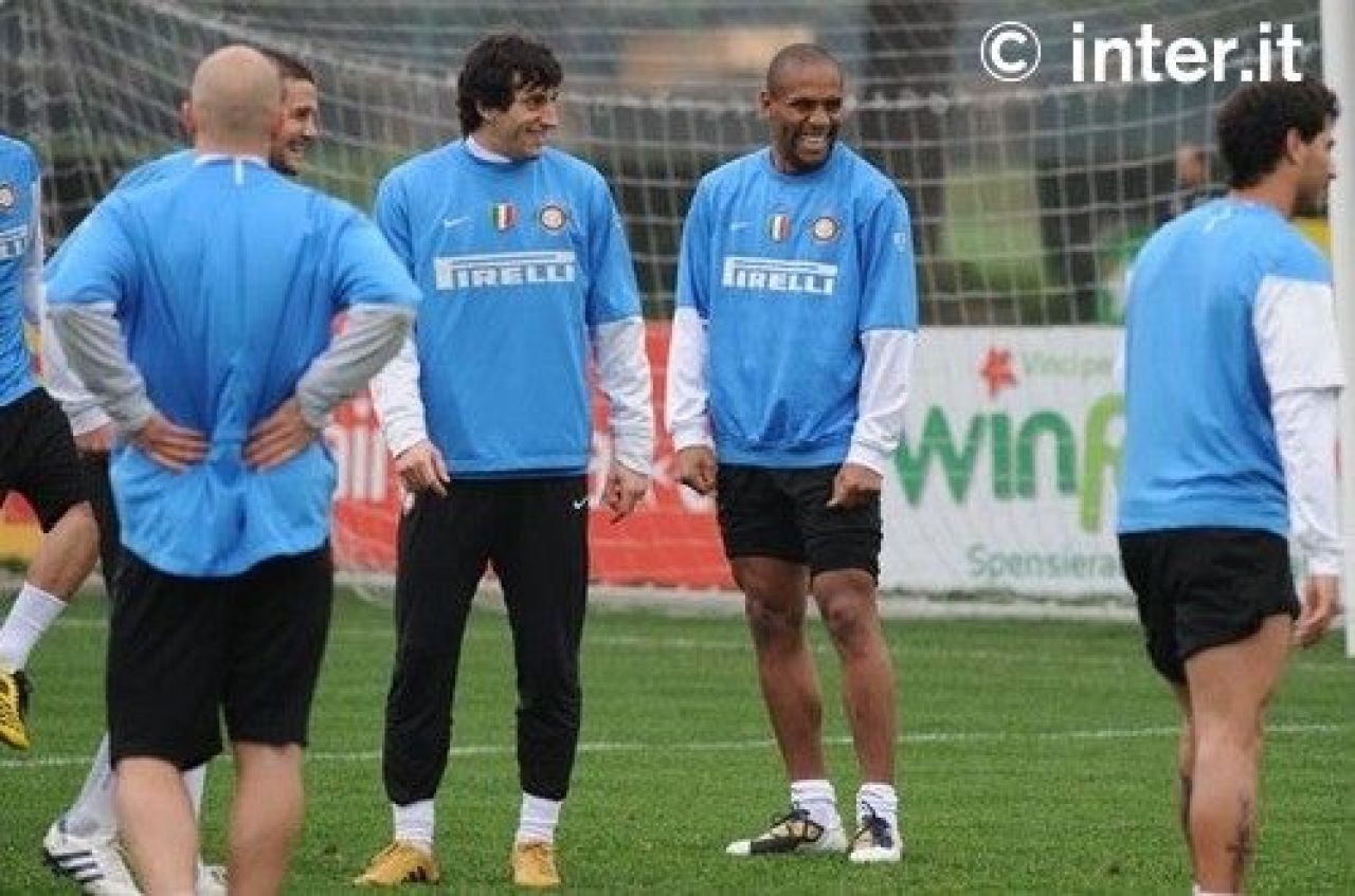 SUPER FOTO: Chivu a readus fericirea la Inter!_8