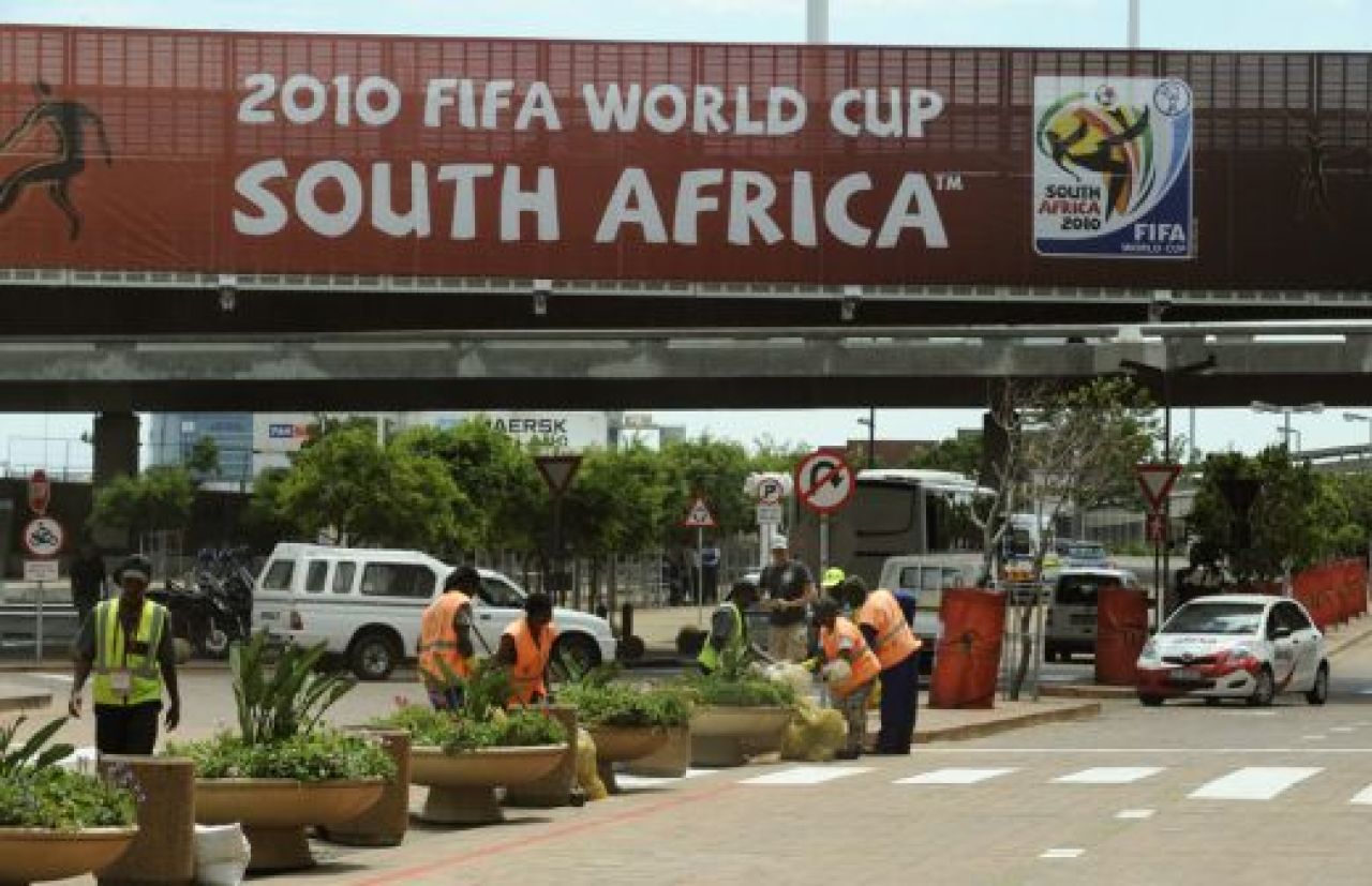 74 de zile pana la Mondial! Imagini nemaivazute pe net cu pregatirile din Africa de Sud!_9