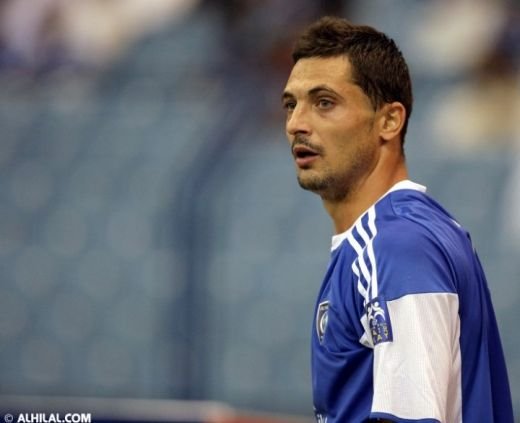 SUPER FOTO: Radoi, propus capitan la Al Hilal! Vezi cu ce mesaje l-au asaltat arabii!_9