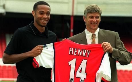 Henry, in lotul Barcelonei pentru meciul cu Arsenal! Vezi super goluri cu Henry in tricoul celor 2 echipe!_18