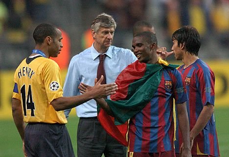 Henry, in lotul Barcelonei pentru meciul cu Arsenal! Vezi super goluri cu Henry in tricoul celor 2 echipe!_19