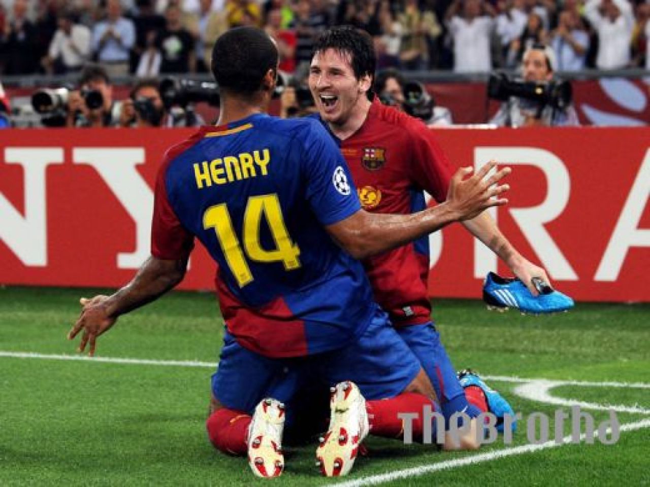 Henry, in lotul Barcelonei pentru meciul cu Arsenal! Vezi super goluri cu Henry in tricoul celor 2 echipe!_23