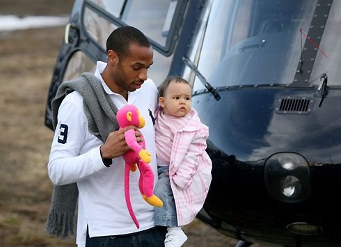 Henry, in lotul Barcelonei pentru meciul cu Arsenal! Vezi super goluri cu Henry in tricoul celor 2 echipe!_28