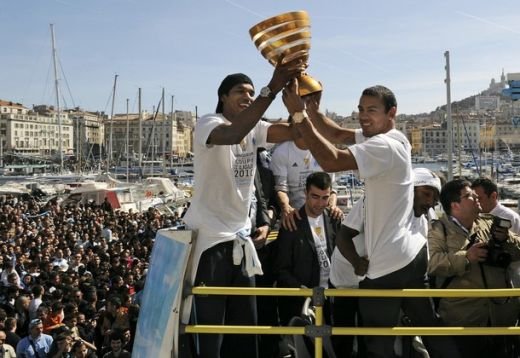 FOTO FABULOS! Marsilia in sarbatoare! Cum a sarbatorit OM castigarea Cupei Ligii!_27