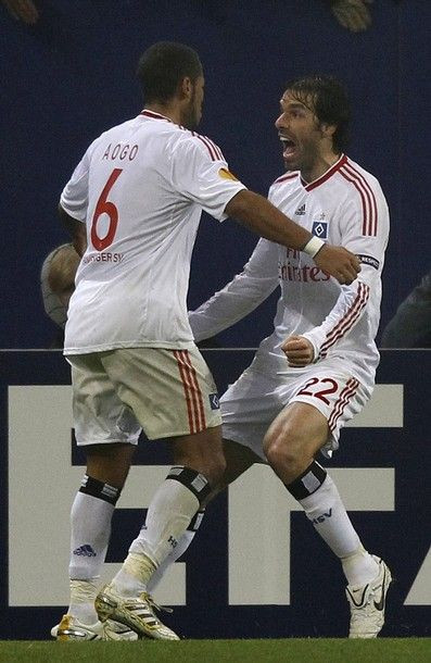 VIDEO: Romanul GROZAV a debutat in Europa: Vezi cea mai mare ratare a serii: Hamburg 2-1 Standard!_15