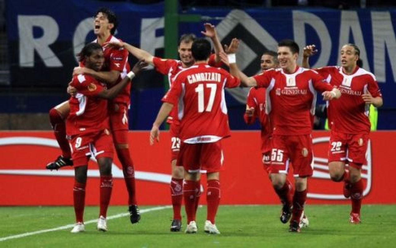 VIDEO: Romanul GROZAV a debutat in Europa: Vezi cea mai mare ratare a serii: Hamburg 2-1 Standard!_17