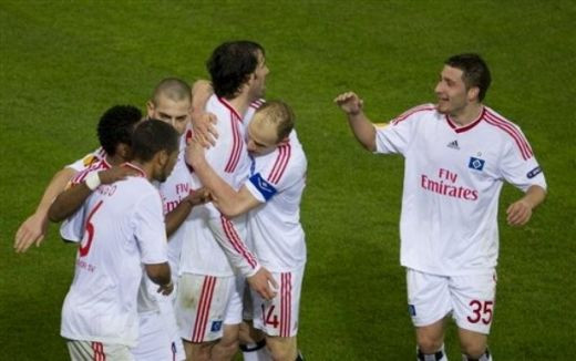 VIDEO: Romanul GROZAV a debutat in Europa: Vezi cea mai mare ratare a serii: Hamburg 2-1 Standard!_42