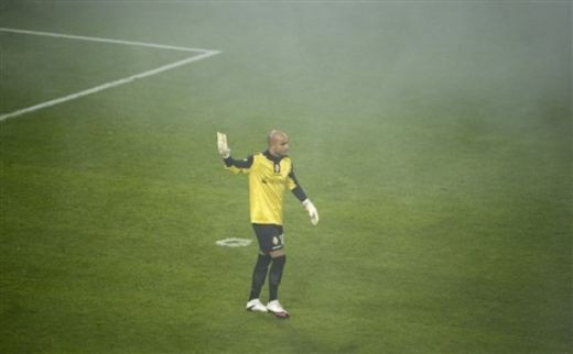 VIDEO: Romanul GROZAV a debutat in Europa: Vezi cea mai mare ratare a serii: Hamburg 2-1 Standard!_44