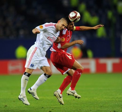 VIDEO: Romanul GROZAV a debutat in Europa: Vezi cea mai mare ratare a serii: Hamburg 2-1 Standard!_49