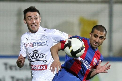 NOROC cu Panduru pe banca! Bistrita 1-2 Steaua! Vezi imagini!_5