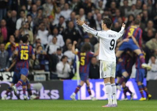 MESSERIASII: Real Madrid 0-2 Barcelona! Vezi golurile lui Messi si Pedro 3D_22