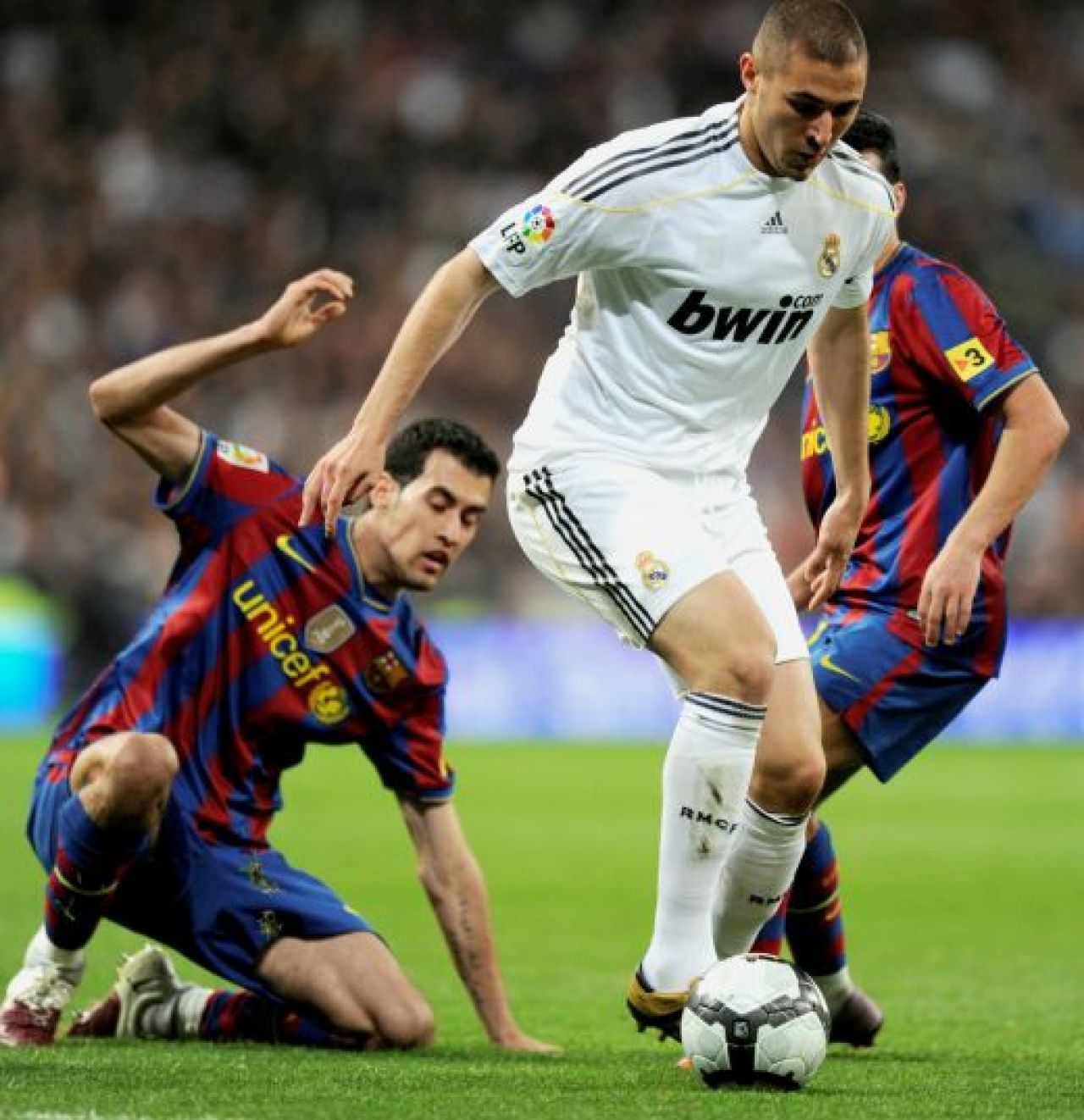 MESSERIASII: Real Madrid 0-2 Barcelona! Vezi golurile lui Messi si Pedro 3D_43