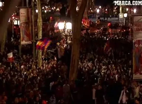 SUPER FOTO / Cum au sarbatorit fanii Barcelonei victoria cu Real!