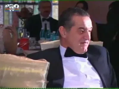 Becali vrea sa-l dea marti jos pe Mitica de la Liga! Cum s-a impartit Liga I in scandalul Becali - Dragomir &nbsp;