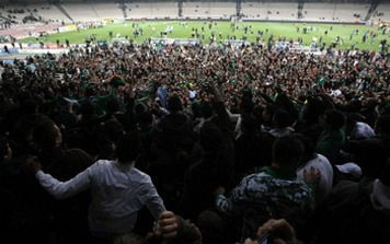 Jucatorii lui Panathinaikos au ramas in chiloti dupa ce au castigat titlul! Vezi nebunia de la final:_9