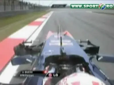 VIDEO / I-au sarit pneurile! Accident SPECTACULOS in MP de la Shanghai!