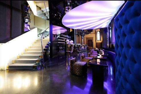 Mutu s-a batut din nou! A aparat-o pe Consuelo! Vezi cum arata clubul:_2