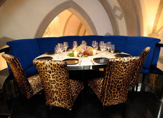 Mutu s-a batut din nou! A aparat-o pe Consuelo! Vezi cum arata clubul:_8