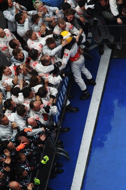 VIDEO / McLaren castiga totul in China. Vezi filmul cursei!_69